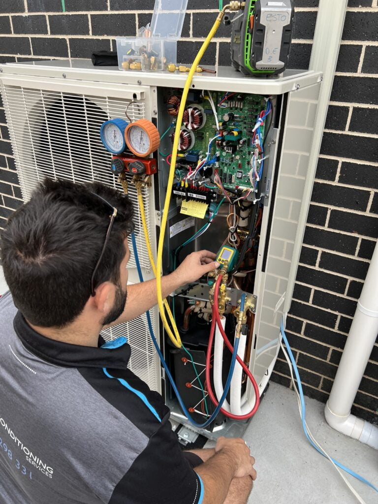 About Us - DE Air Conditioning Services - Daniel Esteves